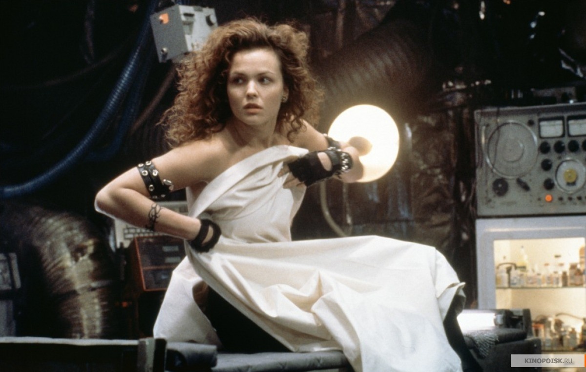 Скриншот из фильма : Джонни Мнемоник / Johnny Mnemonic www.FG-TORRENT Скриншот из фильма : Джонни Мнемоник / Johnny Mnemonic www.FG-TORRENT